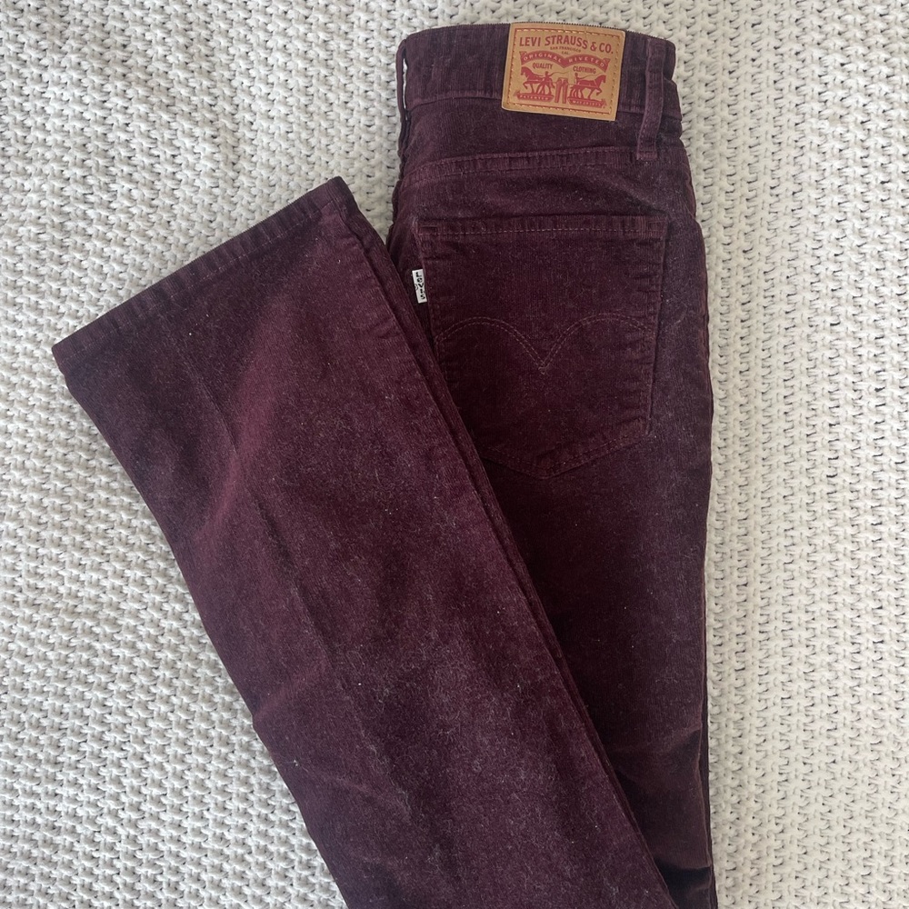 Levi’s Maroon Corduroy Bootcut Jeans - Size 26